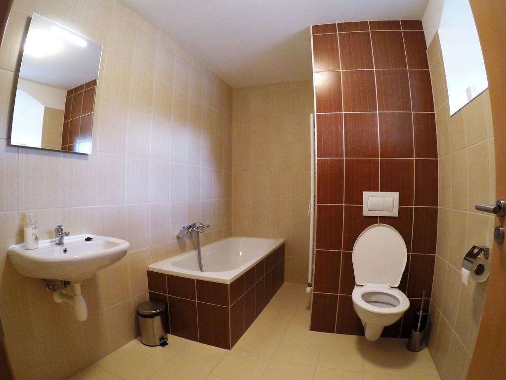 Penzion U Tri Statkaru Dobris Exterior foto