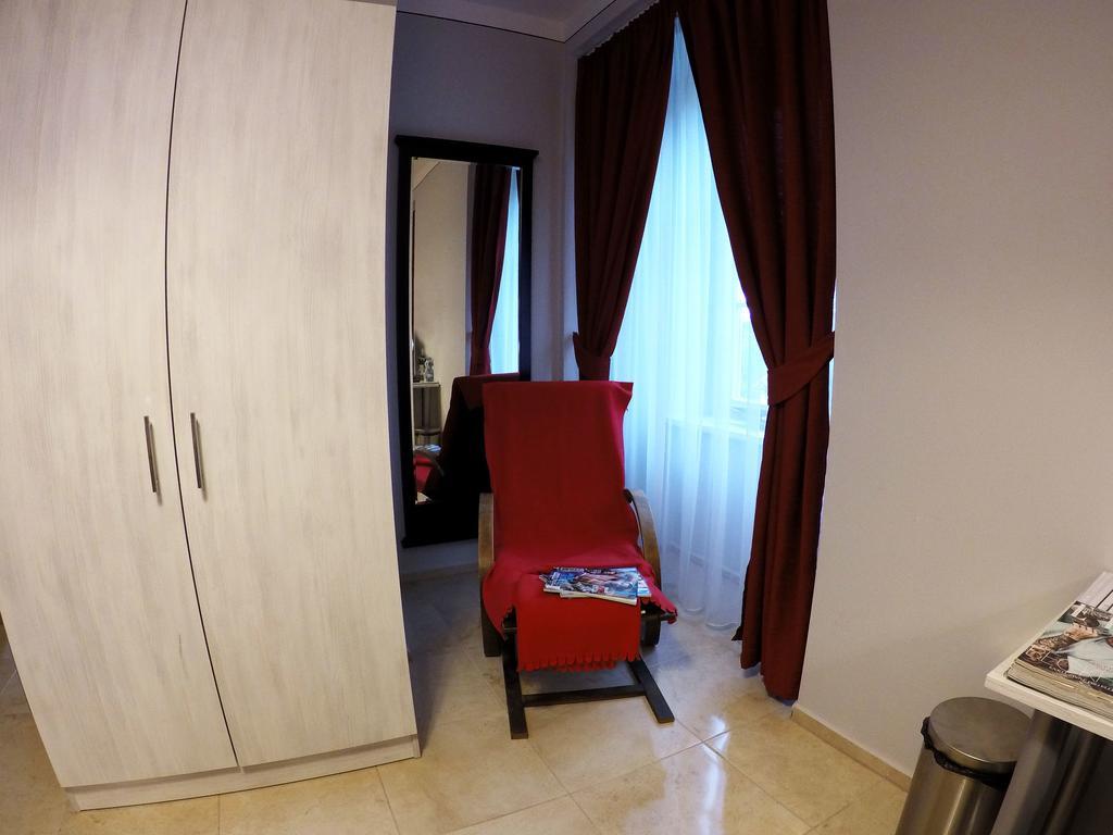 Penzion U Tri Statkaru Dobris Exterior foto